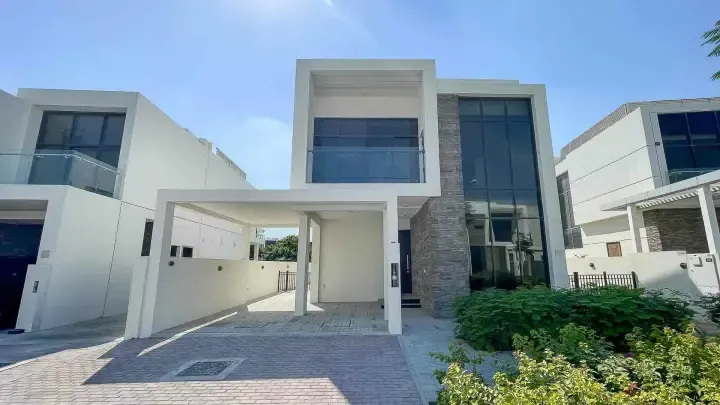 Villa Deep Cleaning in Modern Damac Hills